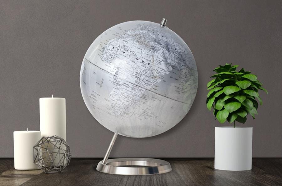 Globe blanc & argent de diamètre 30 cm, pied chromé (en français) globe Cartotheque Egg