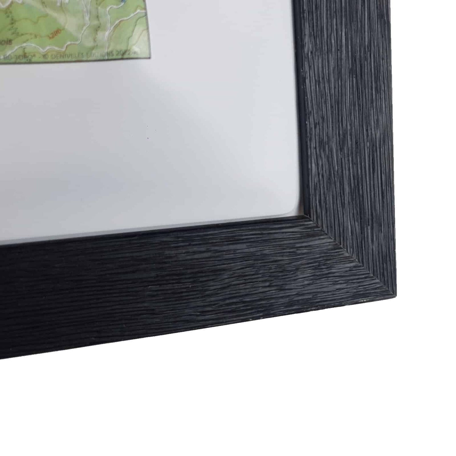 Cadre 50 x 70 cm, Bois Massif Noir | Dénivelés Editions carte en relief Dénivelés Editions 