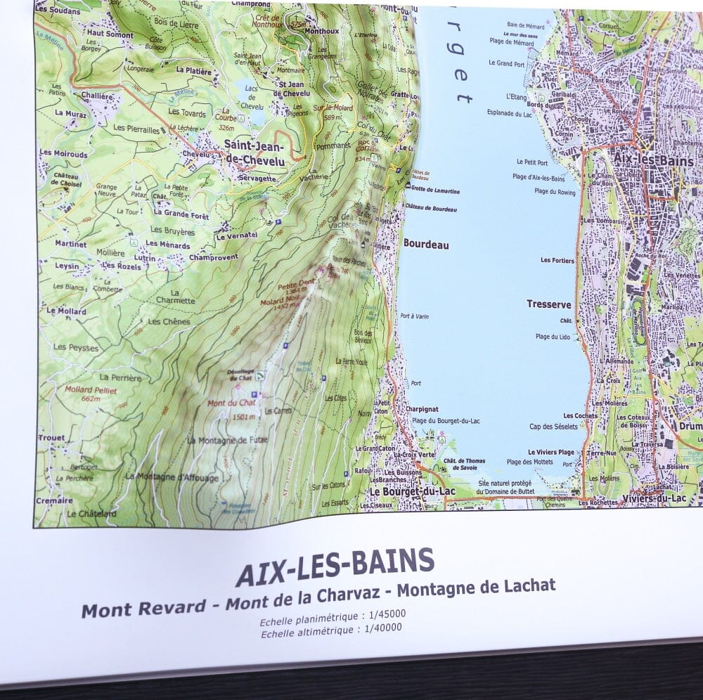 Carte en relief - Aix-les-Bains - 70 x 50 x 4,5 cm | Dénivelés Editions carte en relief Dénivelés Editions 