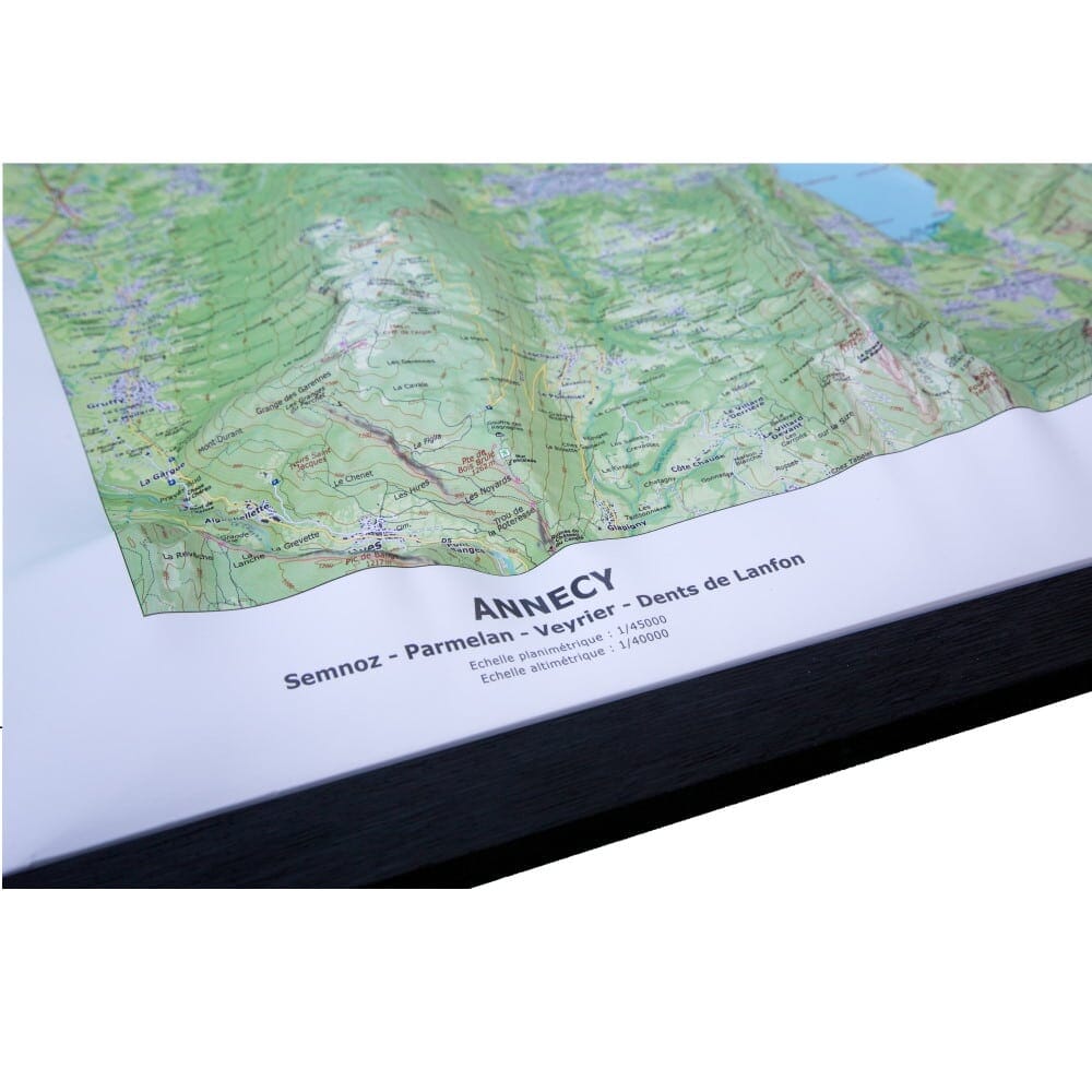 Carte en relief - Annecy - 70 x 50 x 4 cm | Dénivelés Editions carte en relief Dénivelés Editions 