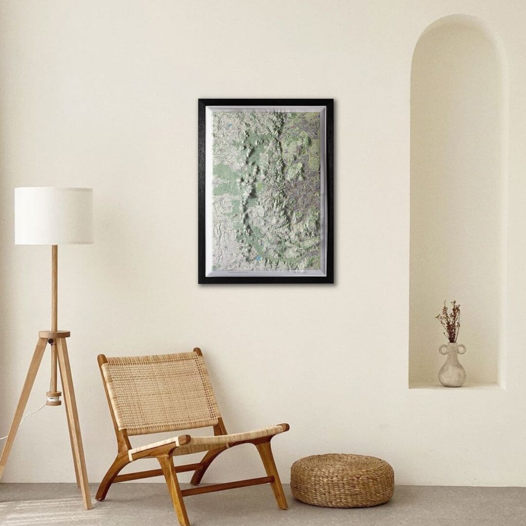 Carte en relief - Chaîne des Puys, Faille de la Limagne - 50 x 70 x 3 cm | Dénivelés Editions carte en relief Dénivelés Editions 