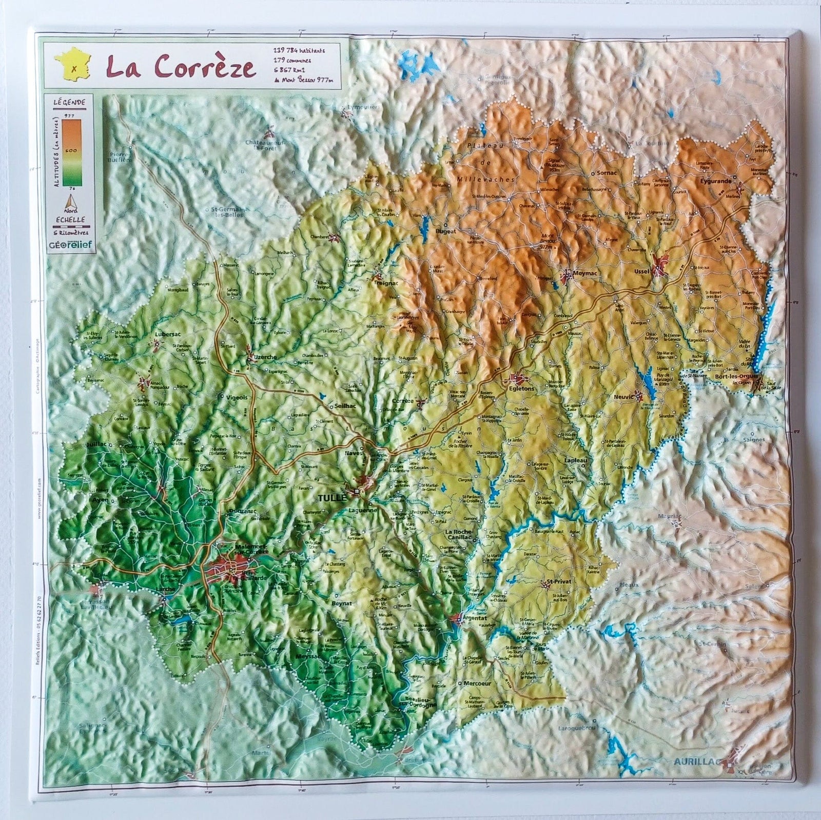 Carte en relief - Corrèze - 31 X 31 cm | Relief Editions carte en relief Reliefs Editions