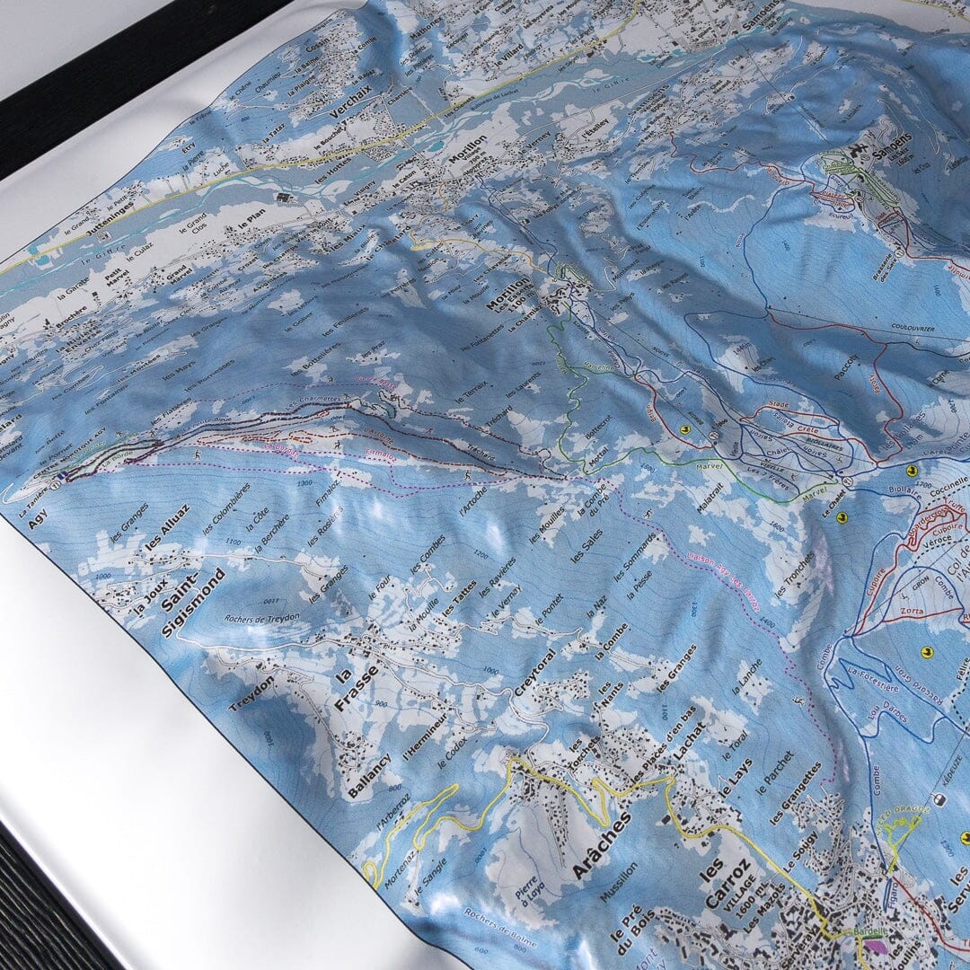 Carte en relief - Domaine Le Grand Massif - 70 x 50 x 7,8 cm | Dénivelés Editions carte en relief Dénivelés Editions 