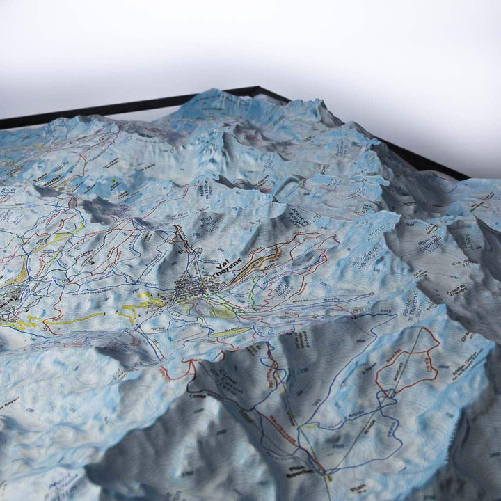 Carte en relief - Domaine Les 3 Vallées - 50 x 70 x 8 cm | Dénivelés Editions carte en relief Dénivelés Editions 