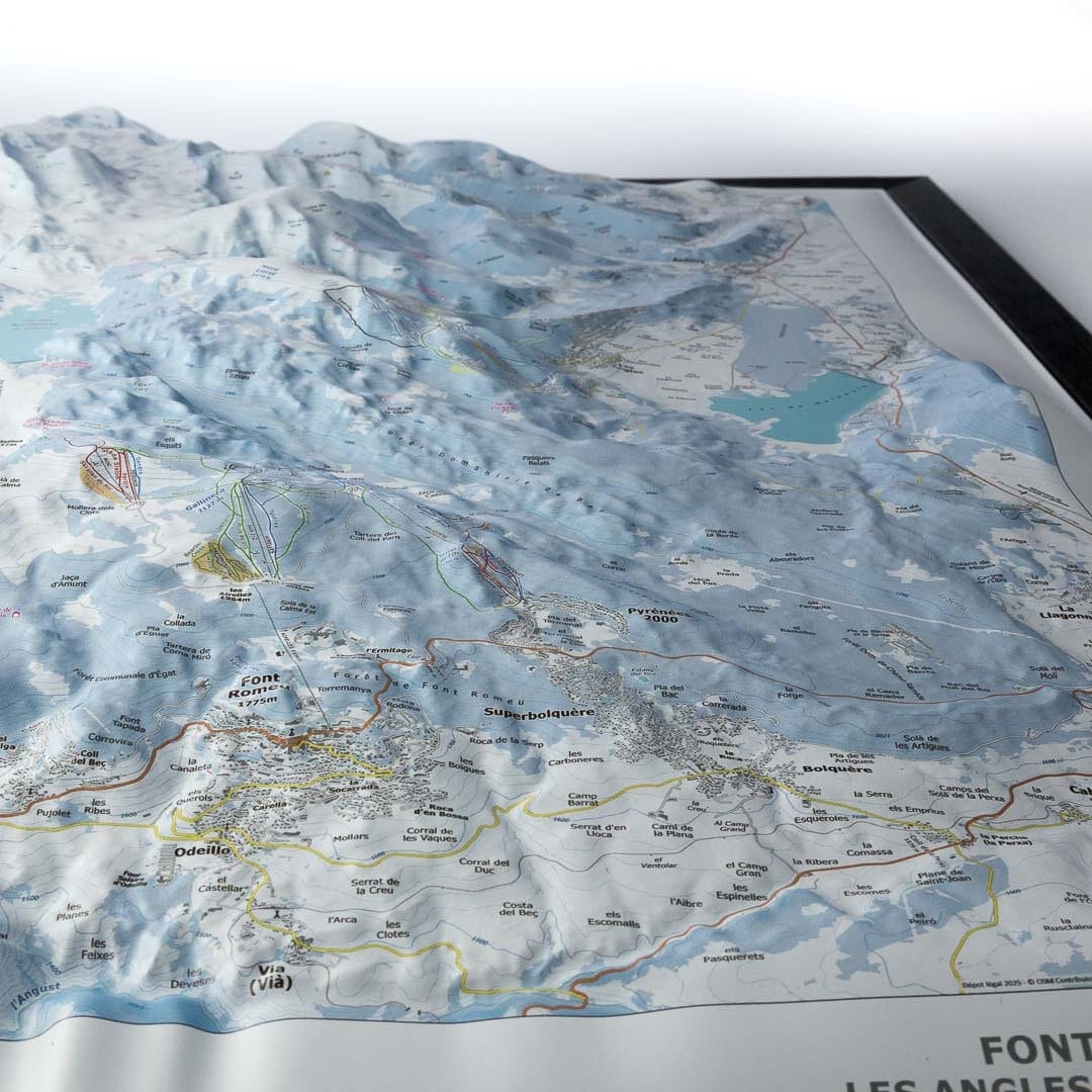 Carte en relief - Domaines Font Romeu, les Angles, Formiguères - 50 x 70 x 5 cm | Dénivelés Editions carte en relief Dénivelés Editions 