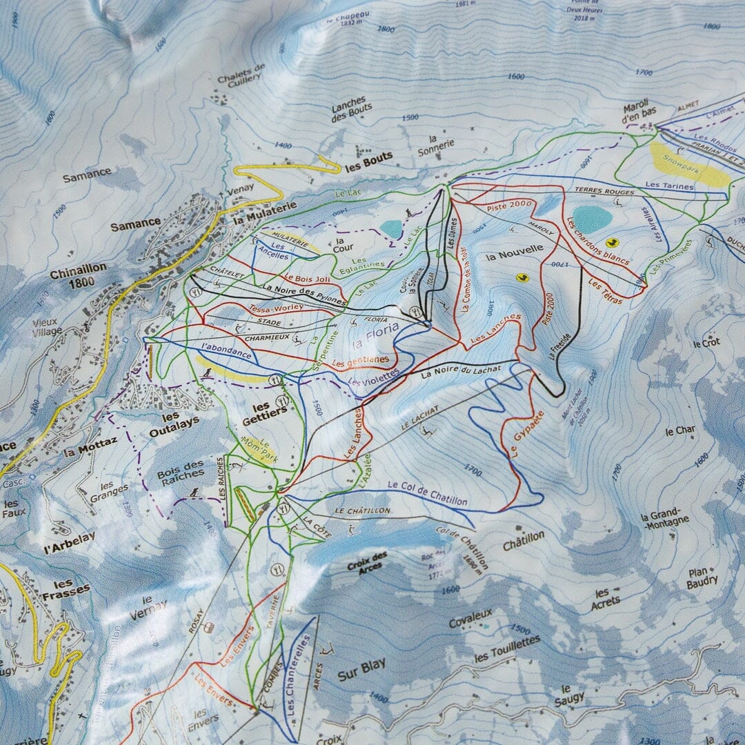 Carte en relief - Domaines Le Grand Bornand, La Clusaz - 70 x 50 x 7 cm | Dénivelés Editions carte en relief Dénivelés Editions 