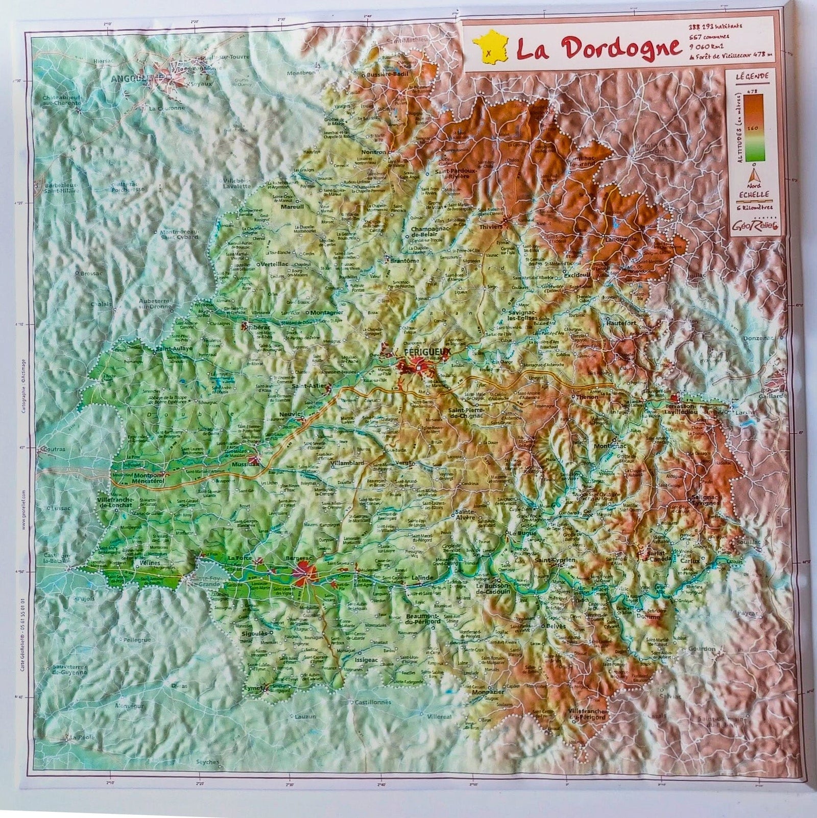 Carte en relief - Dordogne - 31 X 31 cm | Relief Editions carte en relief Reliefs Editions