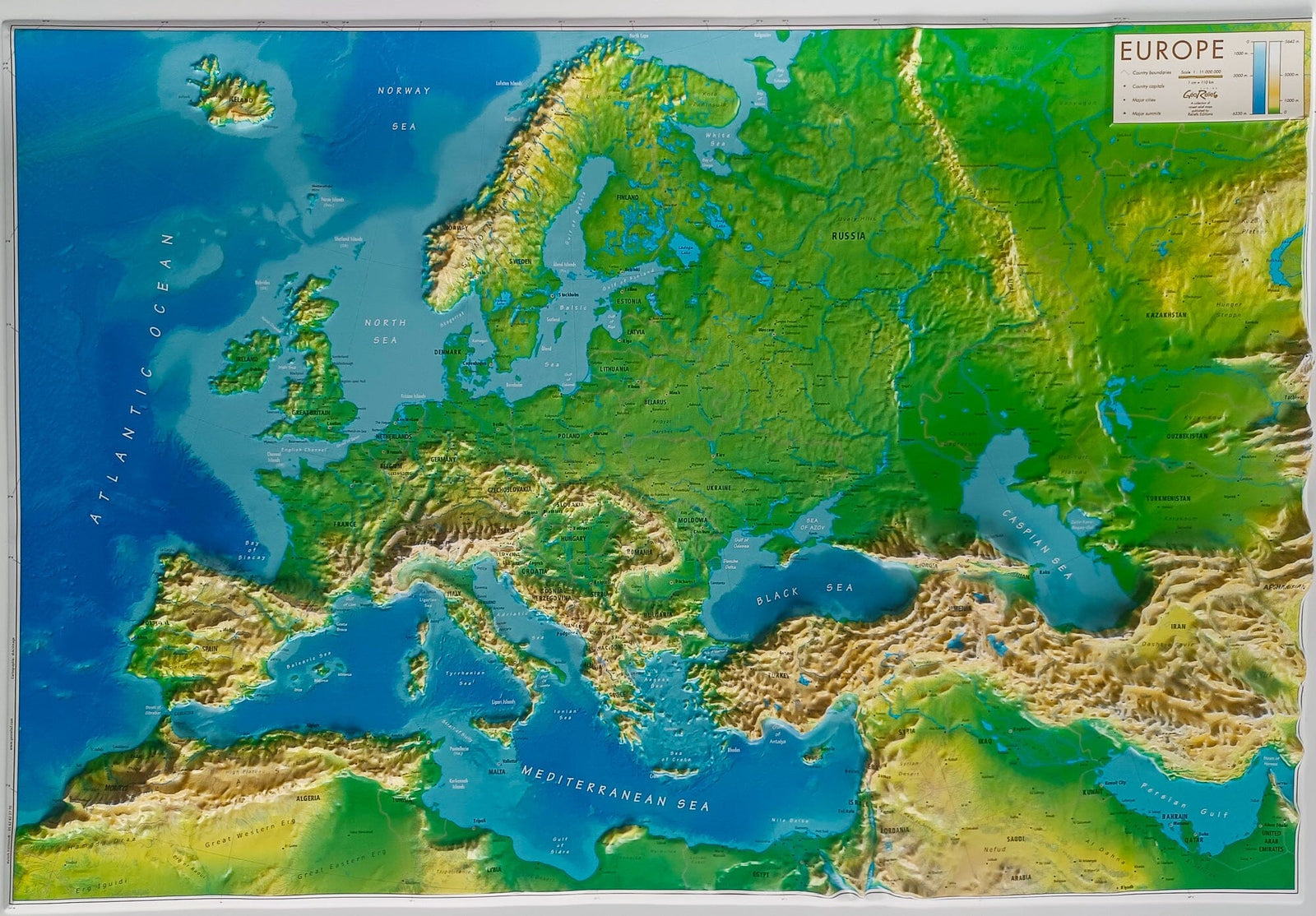 Carte en relief (en anglais) - Europe - 66 X 46 cm | Relief Editions carte en relief Reliefs Editions