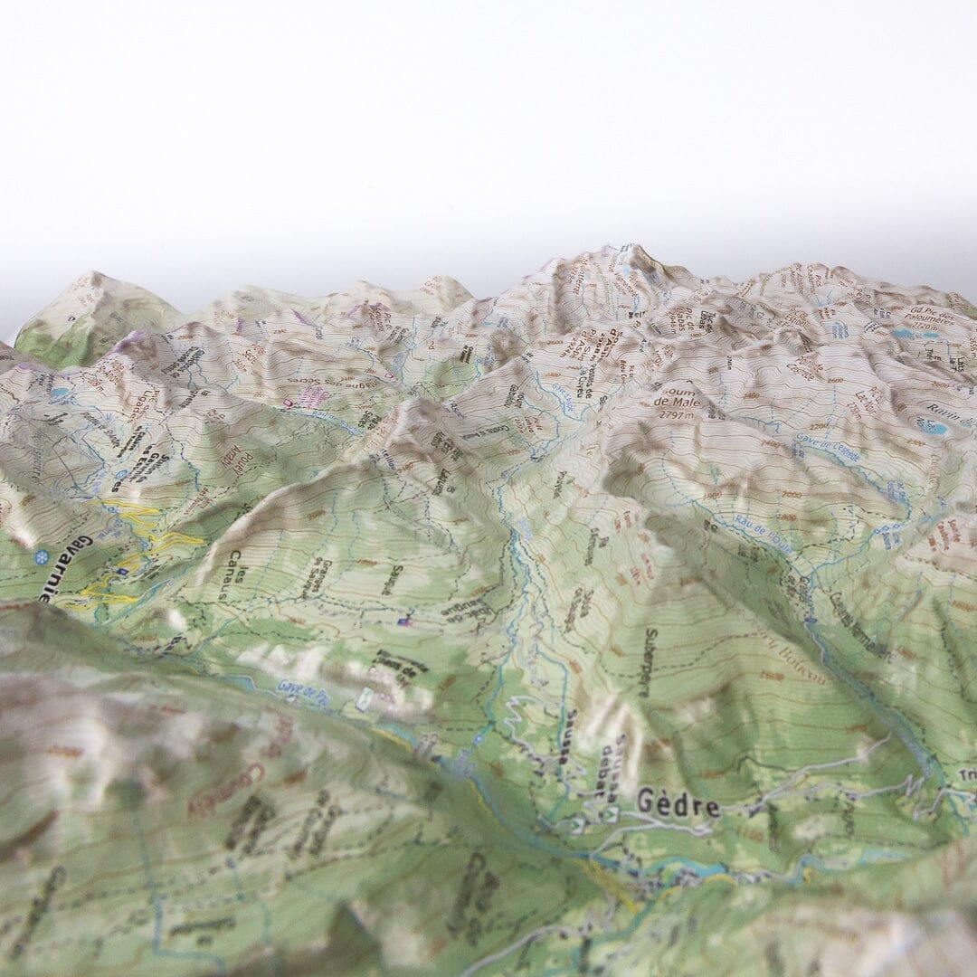 Carte en relief - Gavarnie, Néouvielle - 70 x 50 x 6,5 cm | Dénivelés Editions carte en relief Dénivelés Editions 