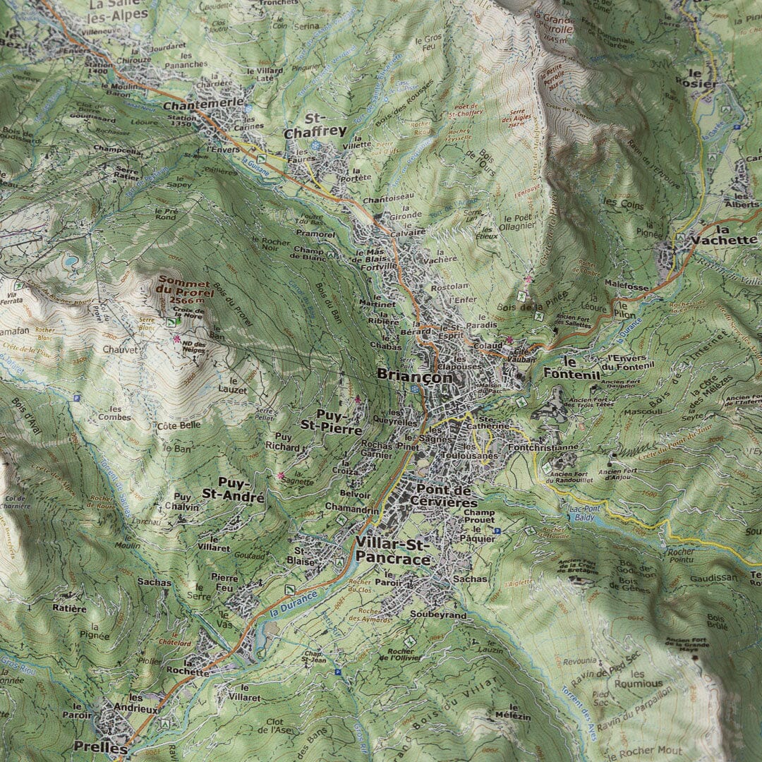 Carte en relief - Le Briançonnais - 50 x 70 x 5 cm | Dénivelés Editions carte en relief Dénivelés Editions 