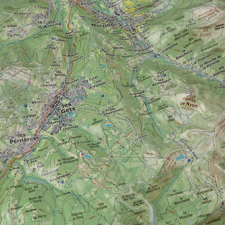 Carte en relief - Le Chablais Est - 50 x 70 x 6 cm | Dénivelés Editions carte en relief Dénivelés Editions 