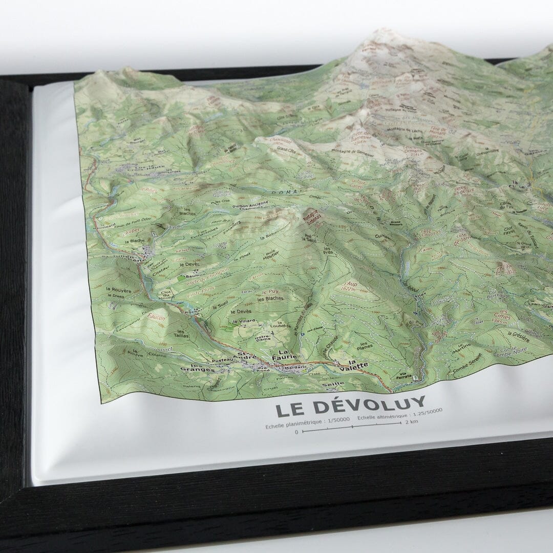 Carte en relief - Le Dévoluy - 70 x 50 x 5 cm | Dénivelés Editions carte en relief Dénivelés Editions 