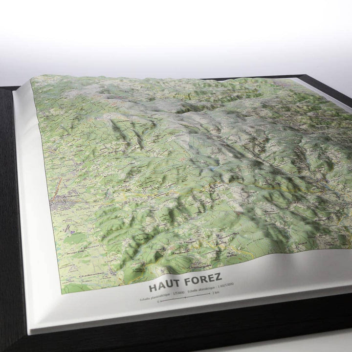 Carte en relief - Le Haut Forez - 50 x 70 x 4 cm | Dénivelés Editions carte en relief Dénivelés Editions 