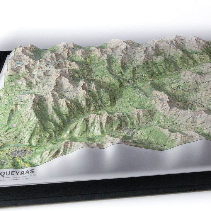 Carte en relief - Le Queyras - 70 x 50 x 7 cm | Dénivelés Editions carte en relief Dénivelés Editions 