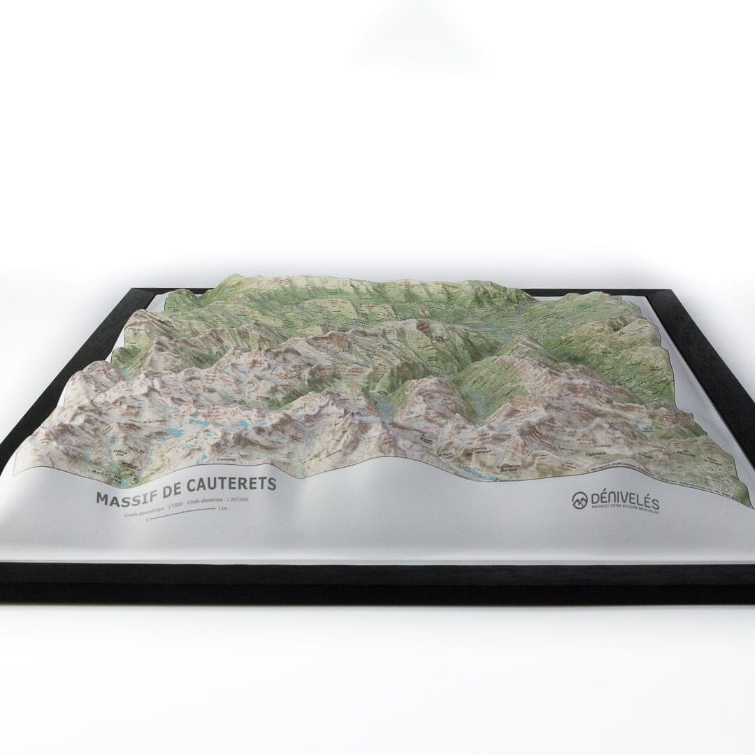 Carte en relief - Massif de Cauterets - 50 x 70 x 6,8 cm | Dénivelés Editions carte en relief Dénivelés Editions 
