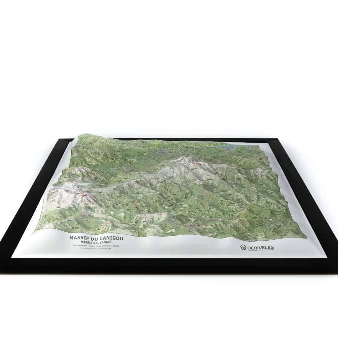 Carte en relief - Massif du Canigou - Massís del Canigó - 50 x 70 x 6 cm | Dénivelés Editions carte en relief Dénivelés Editions 