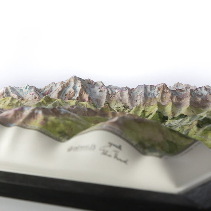 Carte en relief - Massif du Mont Blanc (Aquarellée) - 50 x 70 x 9 cm | Dénivelés Editions carte en relief Dénivelés Editions 
