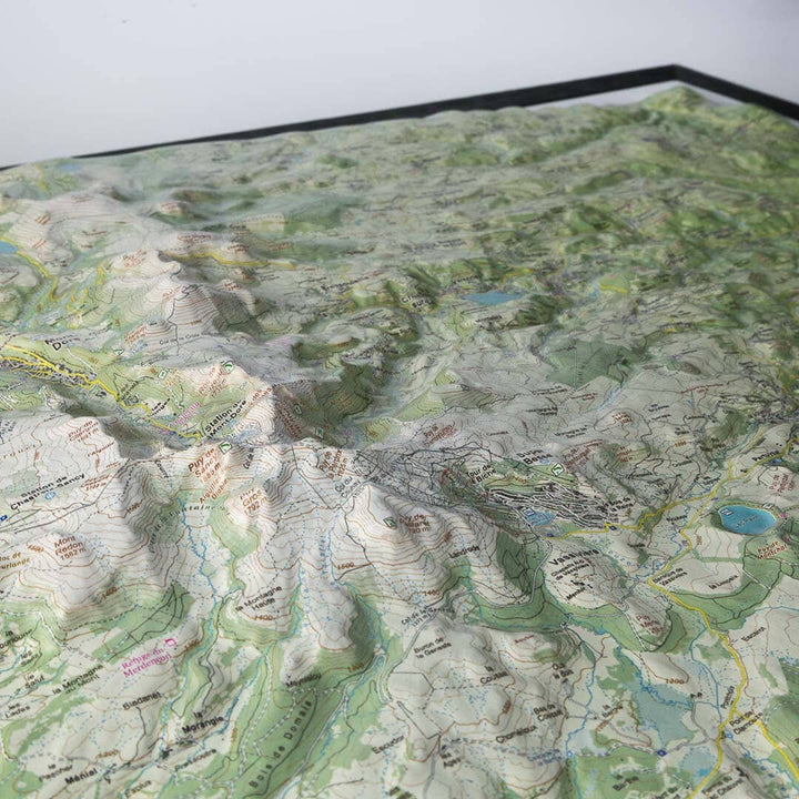 Carte en relief - Massif du Sancy (été) - 50 x 70 x 4 cm | Dénivelés Editions carte en relief Dénivelés Editions 