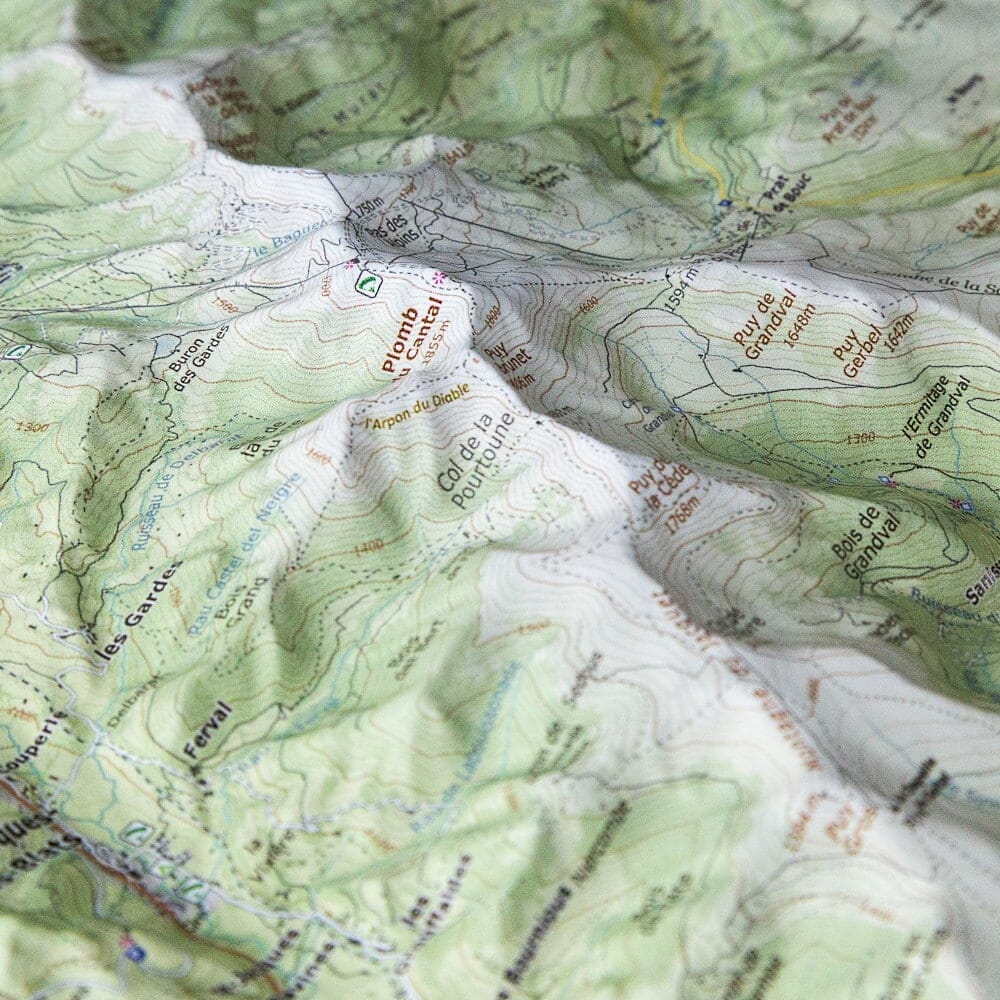 Carte en relief - Monts du Cantal - 70 x 50 x 4 cm | Dénivelés Editions carte en relief Dénivelés Editions 