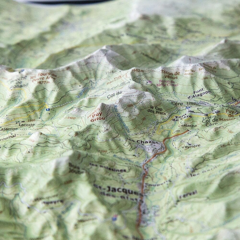 Carte en relief - Monts du Cantal - 70 x 50 x 4 cm | Dénivelés Editions carte en relief Dénivelés Editions 
