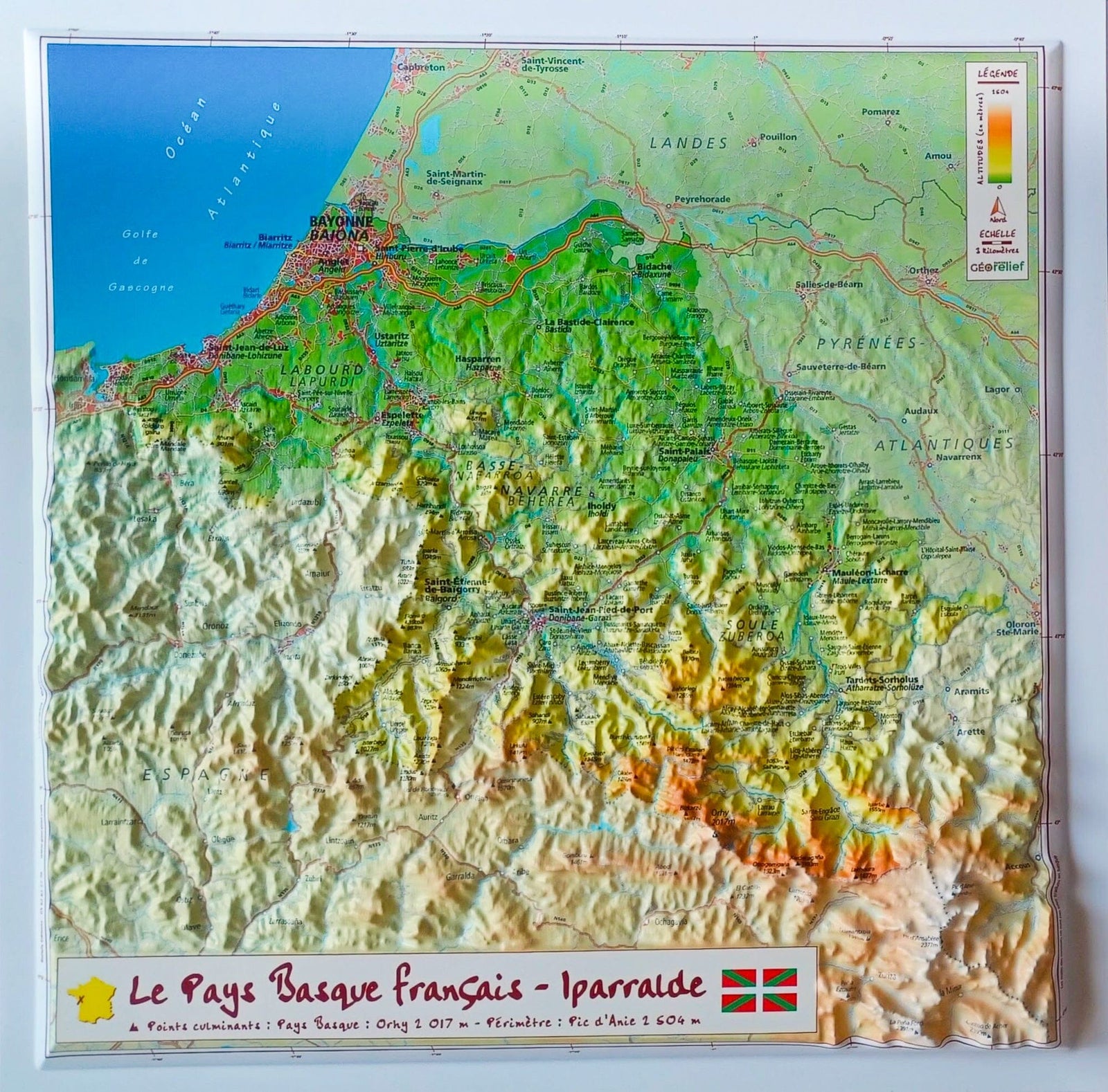 Carte en relief - Pays Basque français - 31 X 31 cm | Relief Editions carte en relief Reliefs Editions