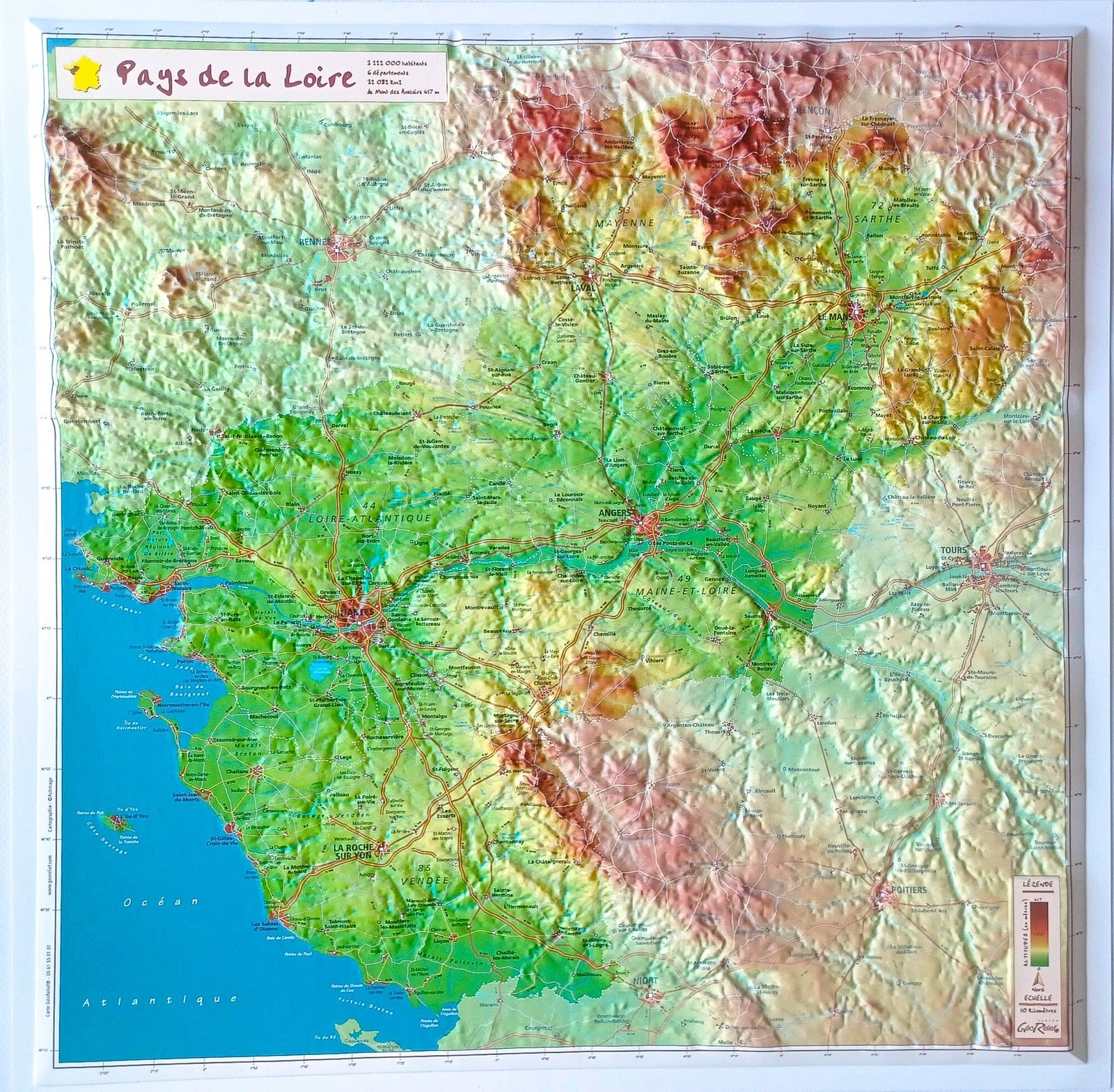 Carte en relief - Pays de la Loire - 42 X 42 cm | Relief Editions carte en relief Reliefs Editions