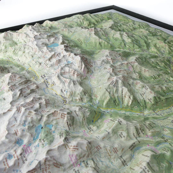Carte en relief - Pic du Midi de Bigorre - 70 x 50 x 6,5 cm | Dénivelés Editions carte en relief Dénivelés Editions 