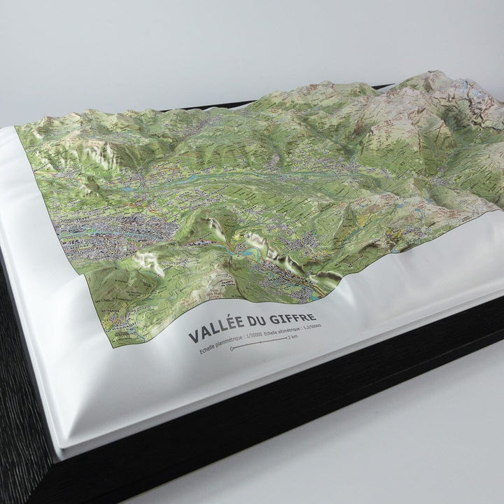 Carte en relief - Vallée du Giffre - 70 x 50 x 7 cm | Dénivelés Editions carte en relief Dénivelés Editions 