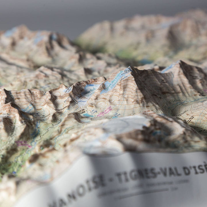 Carte en relief - Vanoise, Tignes, Val d'Isère - 70 x 50 x 7 cm | Dénivelés Editions carte en relief Dénivelés Editions 