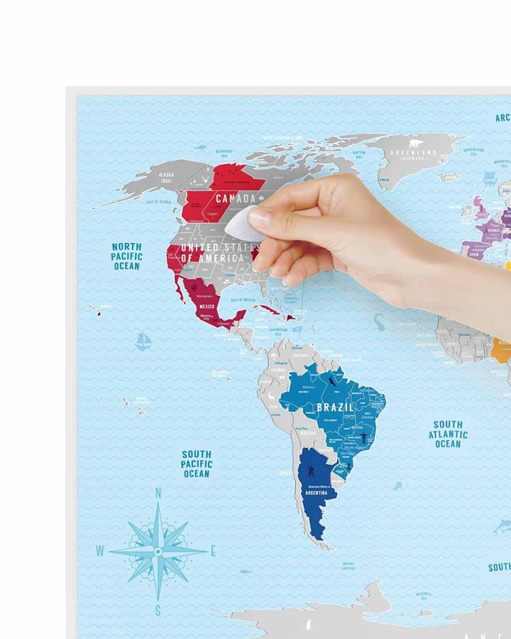 Carte murale à gratter (en anglais) - Travel map of the World, édition Silver - 80 x 60 cm | 1DEA.me carte murale roulée (en tube) 1DEA.ME