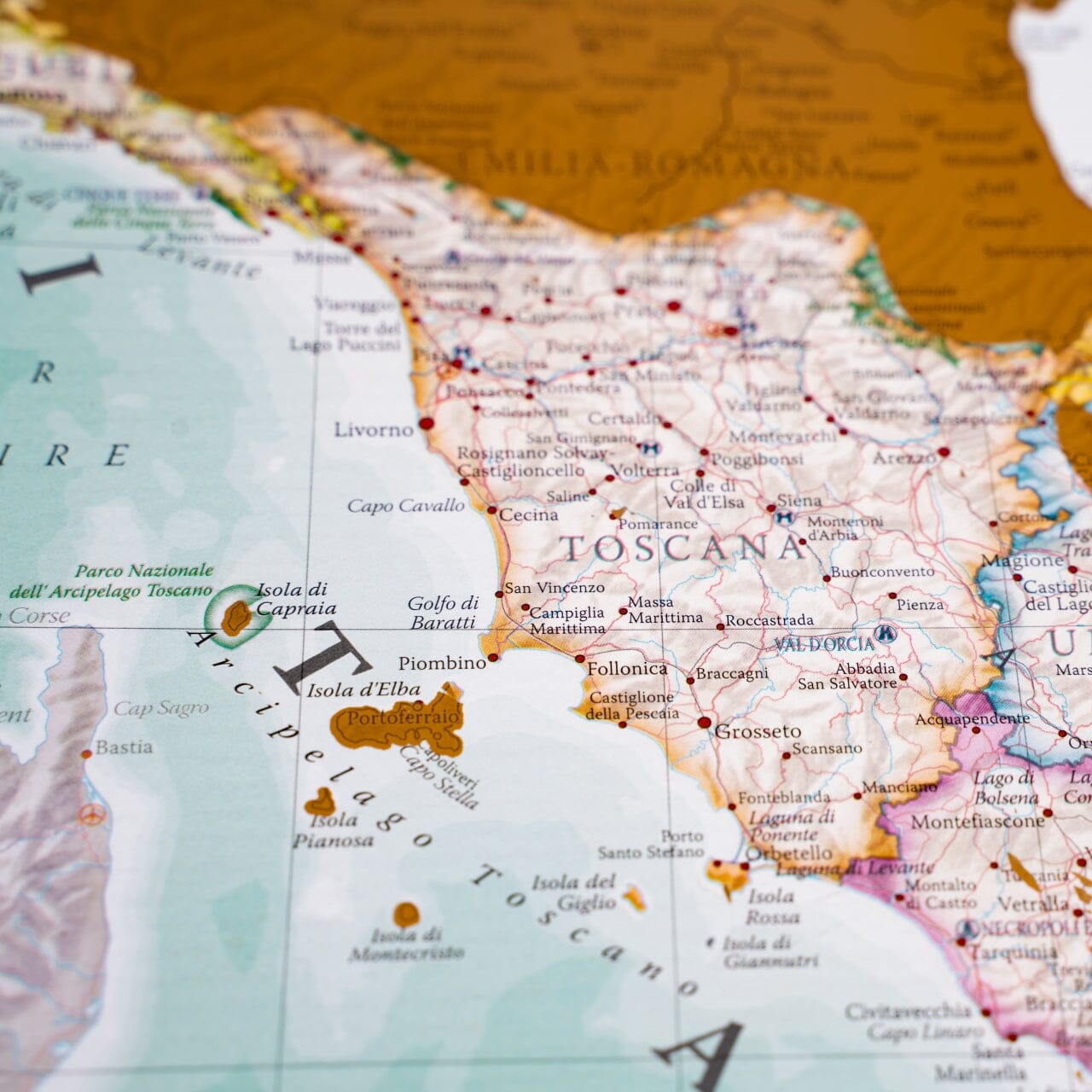 Carte murale à gratter - Italie - 42 x 59 cm | Maps International carte murale roulée (en tube) Maps International 