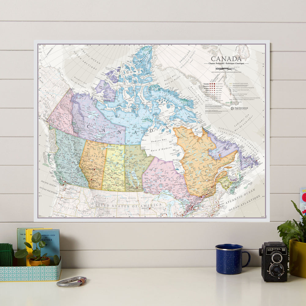 Carte murale - Canada (en anglais), style classique - 60 x 42 cm | Maps International carte murale petit tube Maps International 
