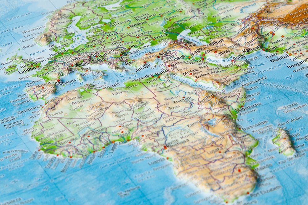 Carte murale en relief - Monde (en anglais) - 39 x 29 cm | Georelief carte en relief Georelief