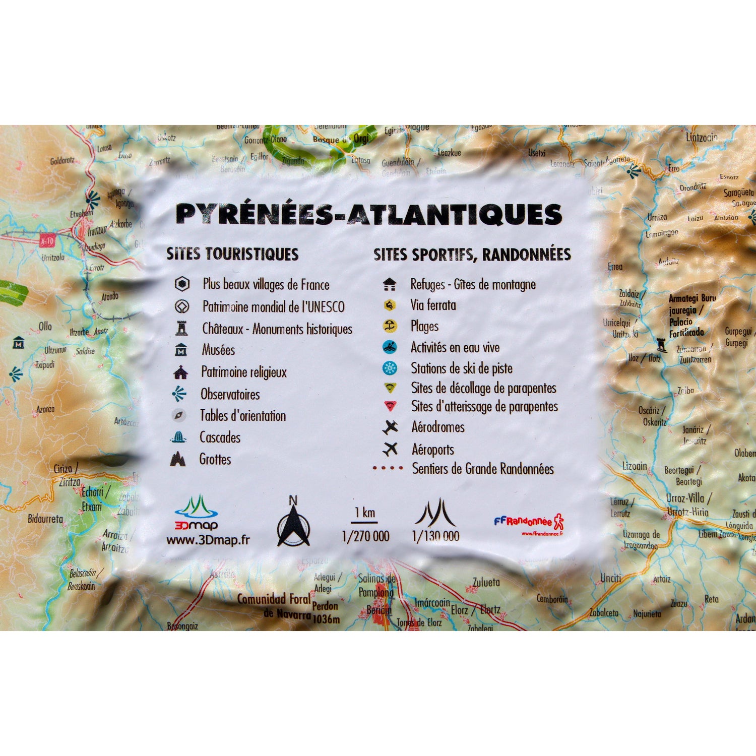 Carte murale en relief - Pyrénées-Atlantiques - 61 cm x 41 cm | 3D Map carte en relief 3D Map