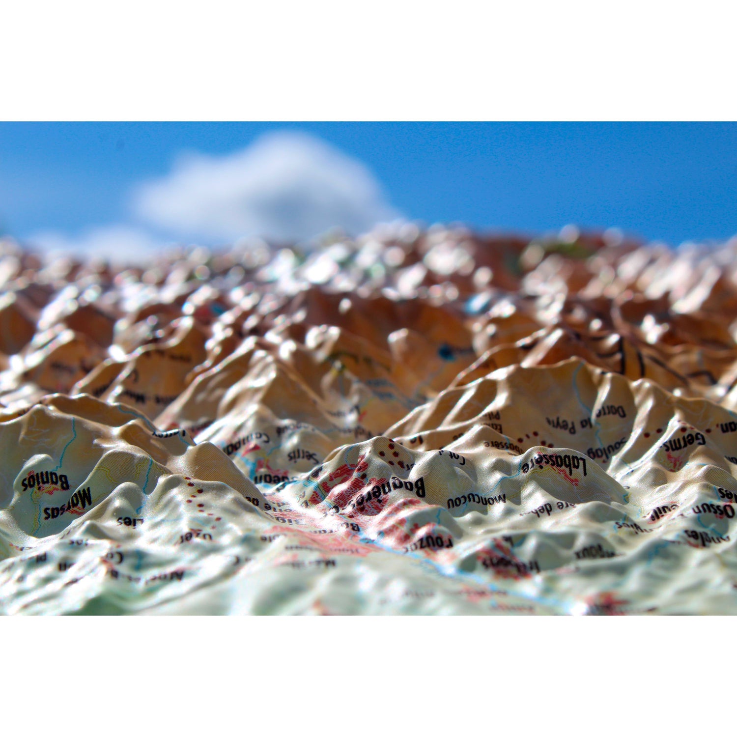 Carte murale en relief - Pyrénées-Atlantiques - 61 cm x 41 cm | 3D Map carte en relief 3D Map