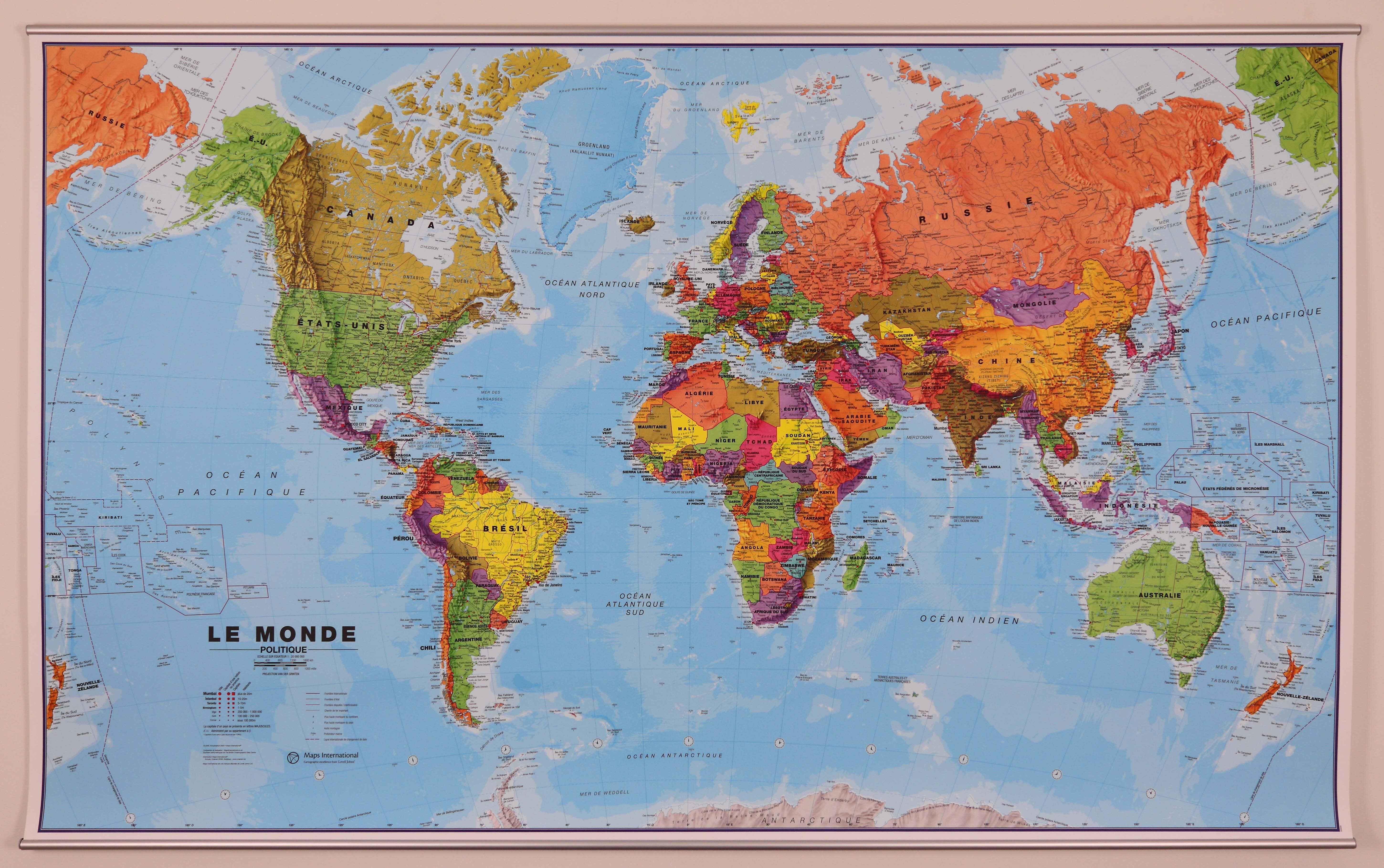 World Maps in French | French Language Map Posters – Cartovia