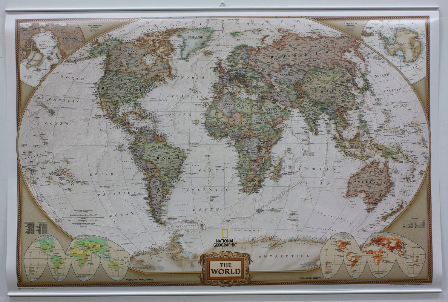Carte murale plastifiée (en anglais) - Monde politique, style antique, avec lattes métalliques de maintien - 1/30M (117 x 76 cm) | National Geographic carte murale roulée (en tube) National Geographic