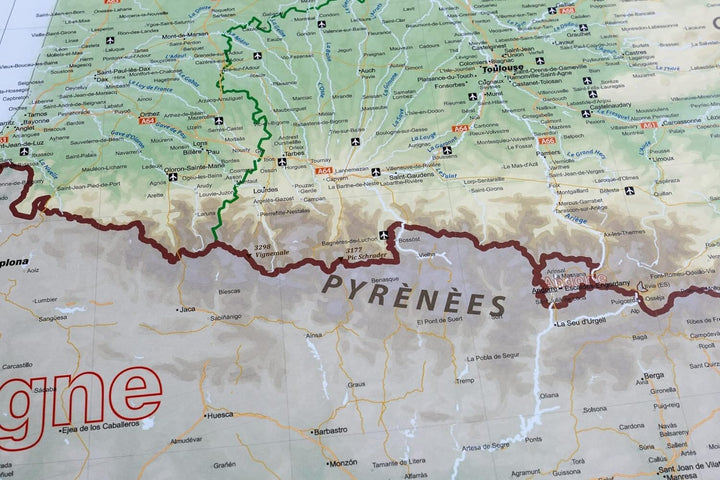 Carte murale plastifiée - France physique (100 x 100 cm), avec baguettes en bois | GeoMetro carte murale petit tube taux réduit GeoMetro 