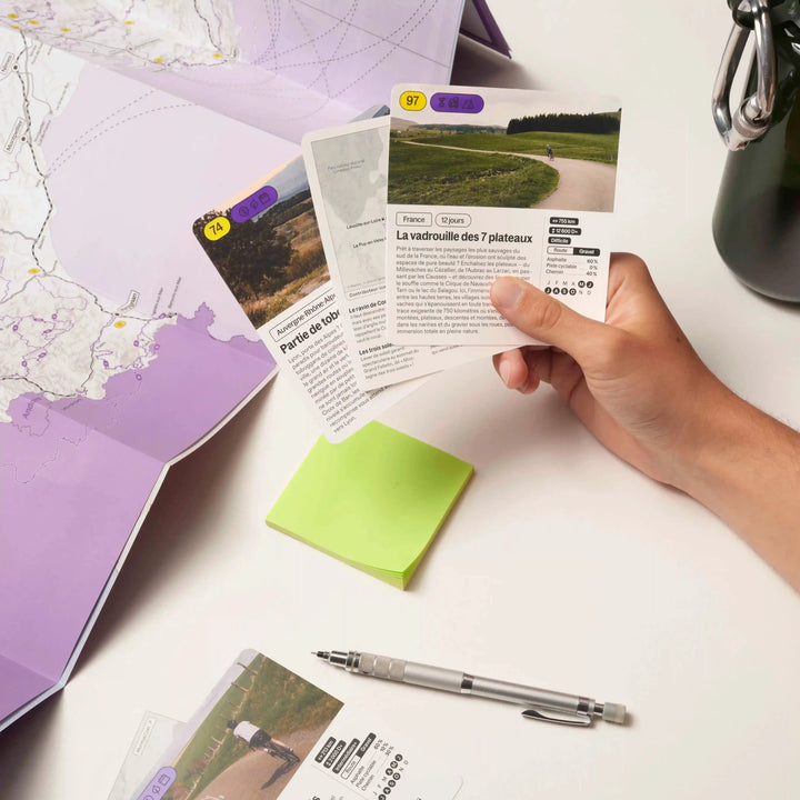 Coffret de 100 itinéraire vélo en France | Recto Verso carte de randonnée Recto Verso 