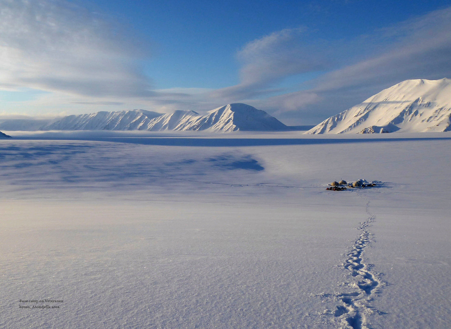 Guide (en anglais) - Ski touring in Svalbard (Norvège) | Fri Flyt As guide de randonnée Fri Flyt As 