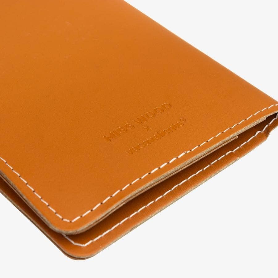 Porte passeport - brun | Miss Wood accessoire de voyage Miss Wood 