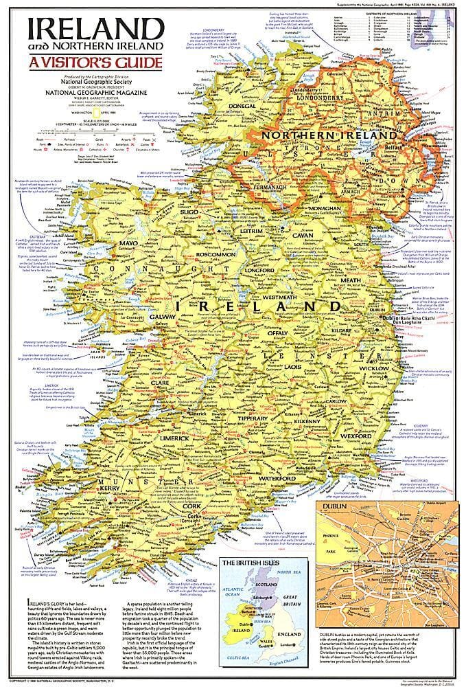 Carte du guide touristique de l'Irlande et de l'Irlande du Nord de 1981 carte murale roulée (en tube) National Geographic Historic POD Default Title