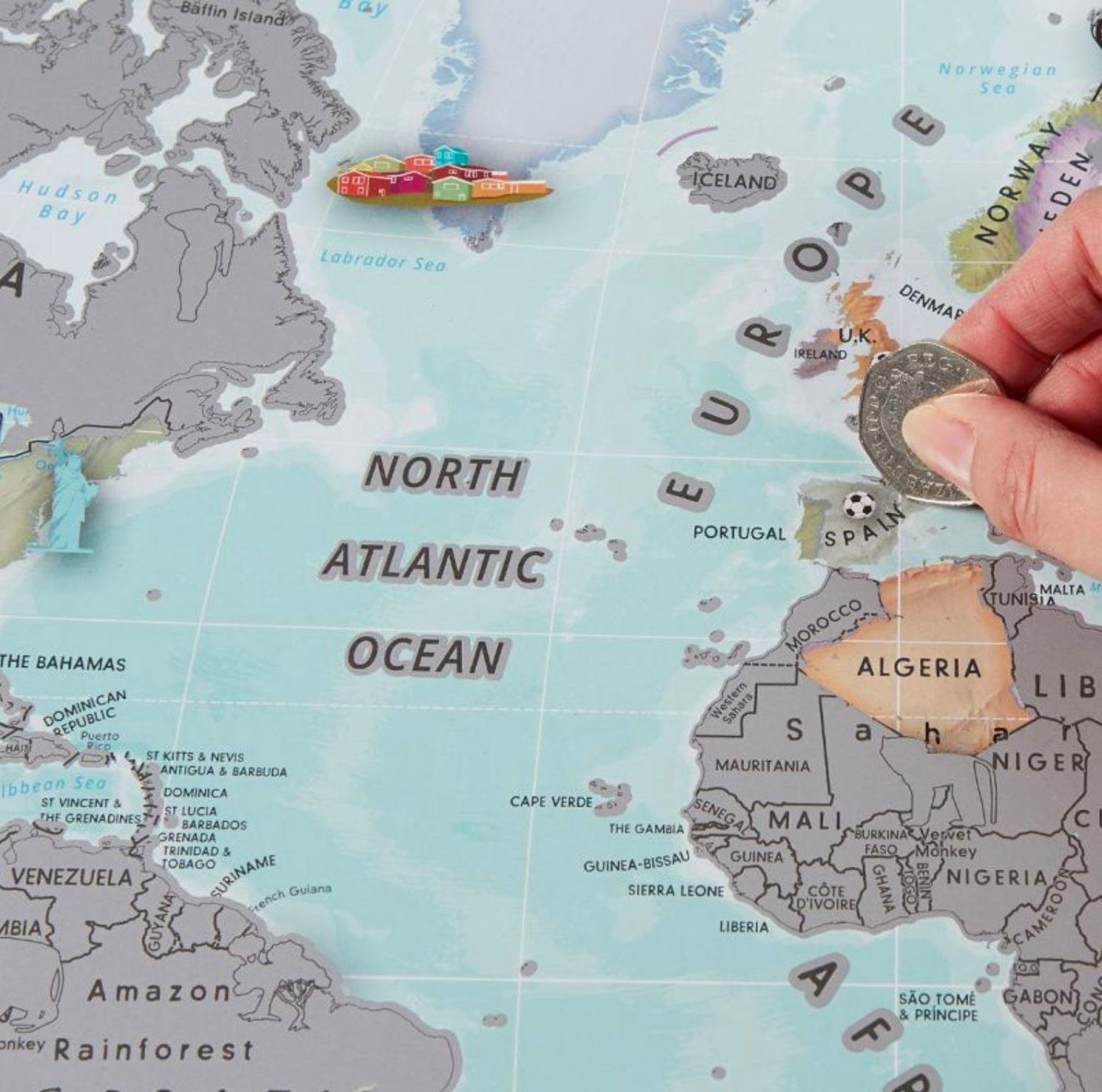 Carte murale à gratter (en anglais) - Monde, pour enfants - 85 x 60 cm | Maps International carte murale roulée (en tube) Maps International