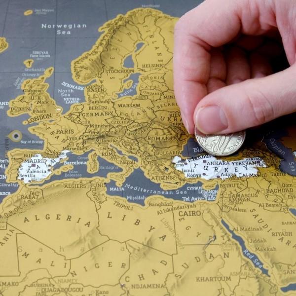 Carte du monde à gratter - Black Edition | Maps International - La Compagnie des Cartes