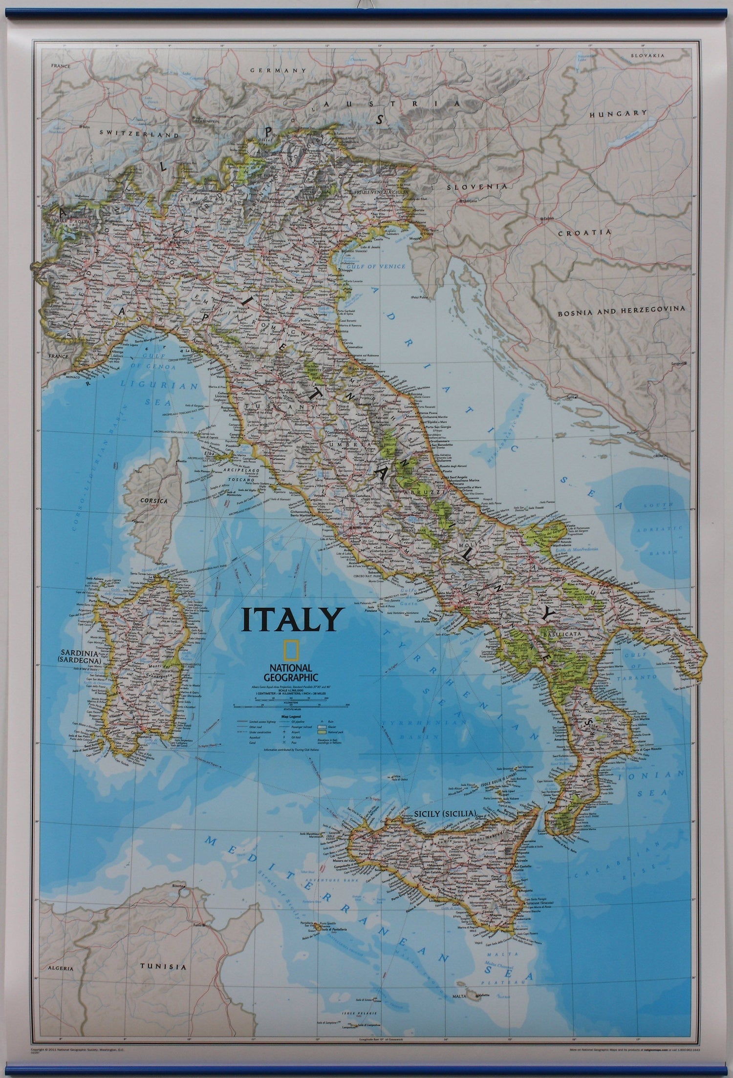 Carte murale (en anglais) - Italie - 59 x 87 cm | National Geographic carte murale roulée (en tube) National Geographic