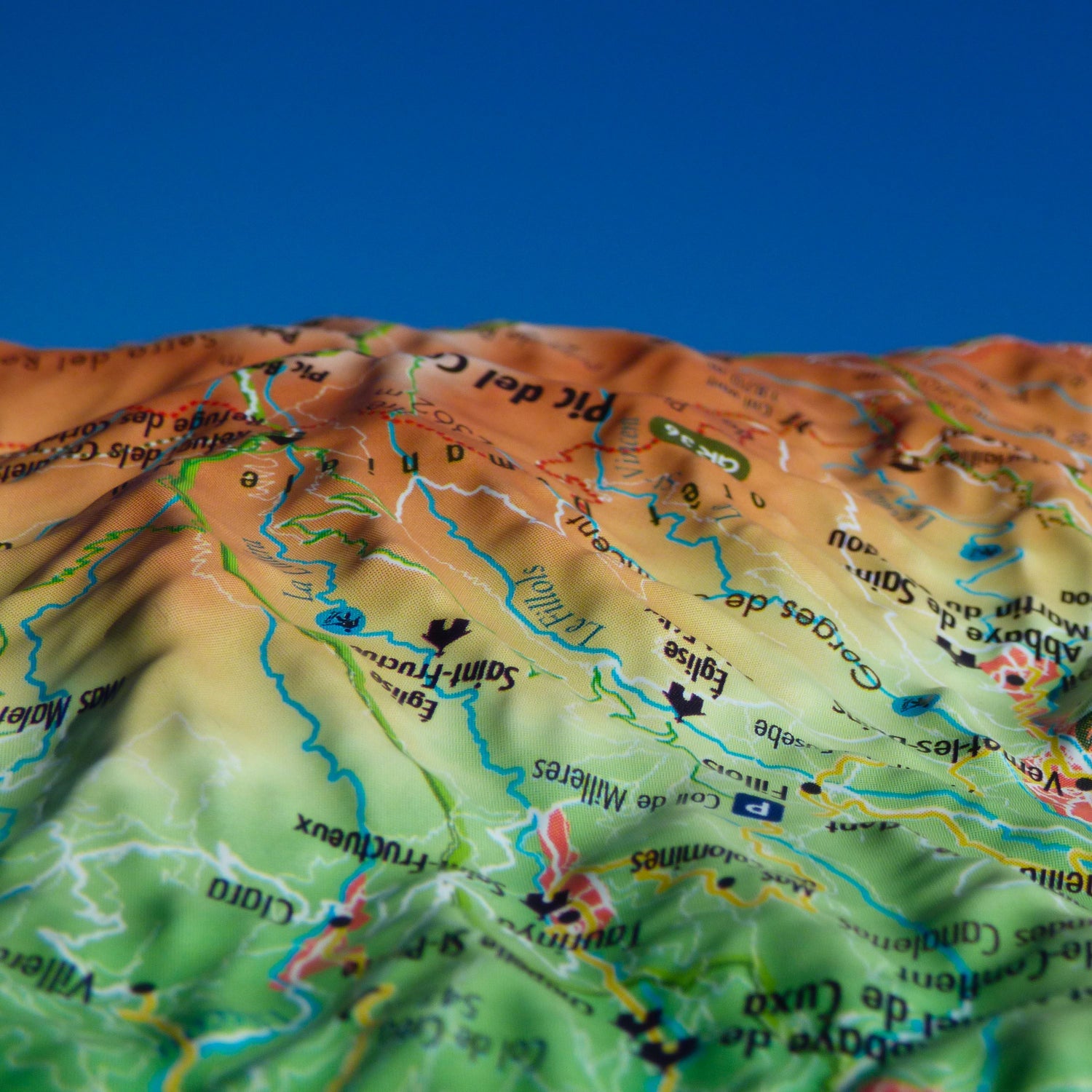 Carte murale en relief - Massif du Canigou - 29,5 x 19,5 cm | 3D Map carte en relief 3D Map