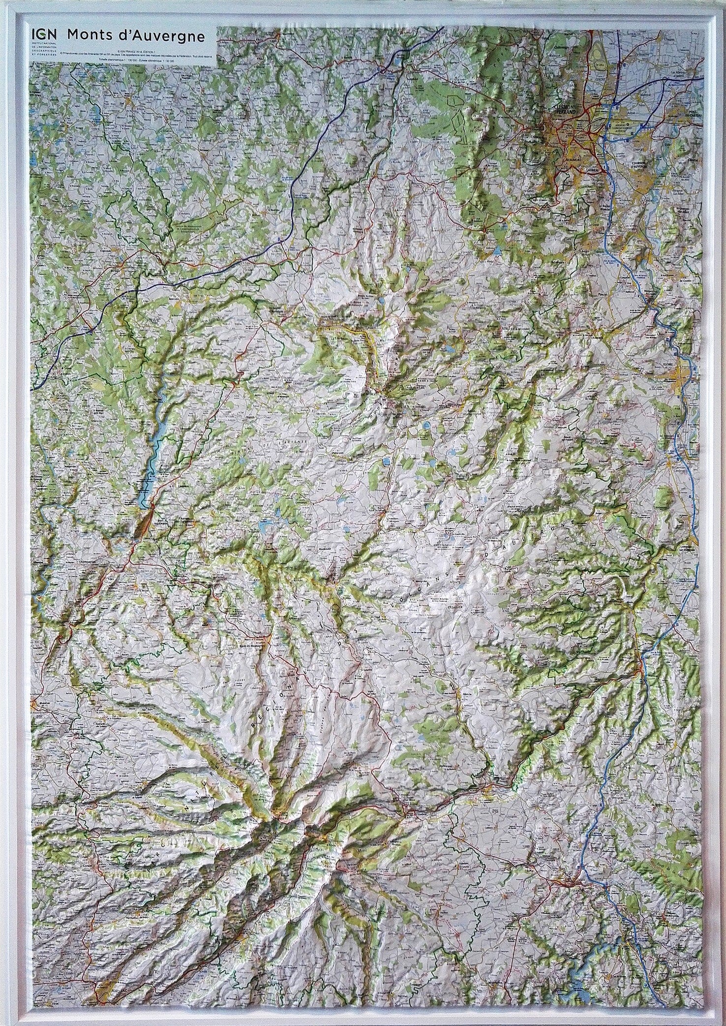 Carte murale en relief - Monts d'Auvergne - 80 x 113 cm | IGN carte en relief IGN