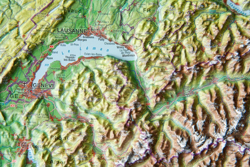 Carte murale en relief - Suisse (trilingue) - 77 x 57 cm | Georelief carte en relief Georelief