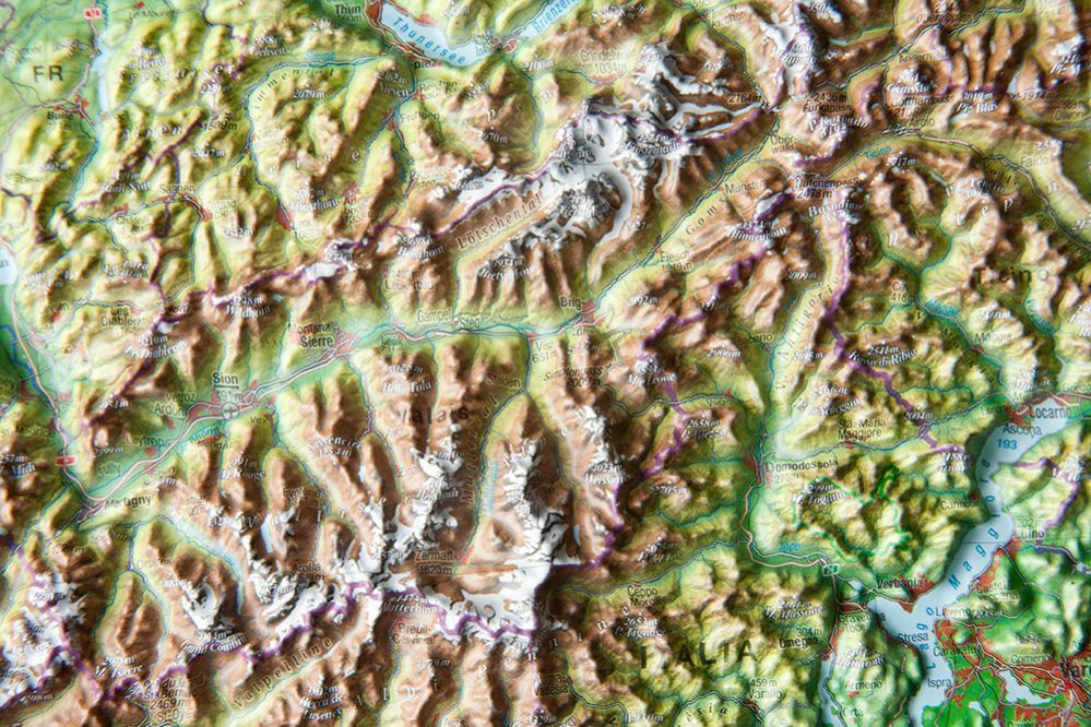 Carte murale en relief - Suisse (trilingue) - 77 x 57 cm | Georelief carte en relief Georelief