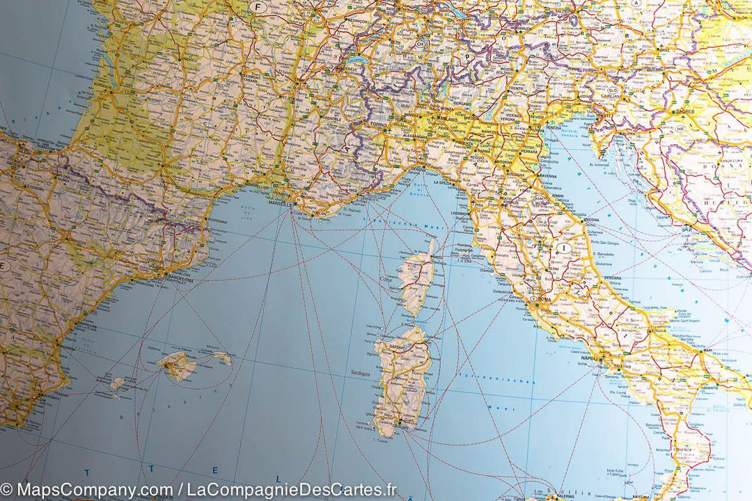 Carte murale - Europe Physique - 169,5 x 121 cm | Freytag & Berndt carte murale grand tube Freytag & Berndt 